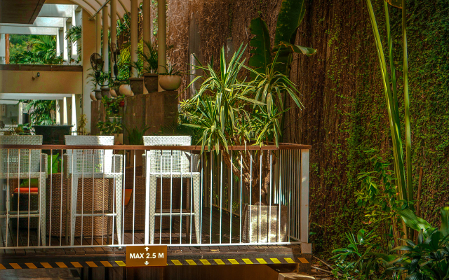 J4 Hotels Legian