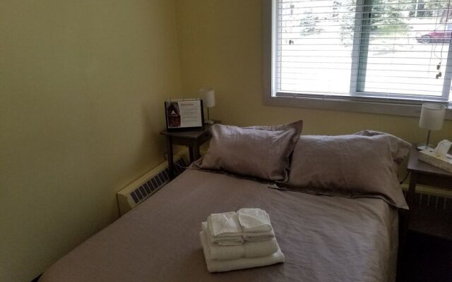 HI Banff Alpine Centre - Hostel
