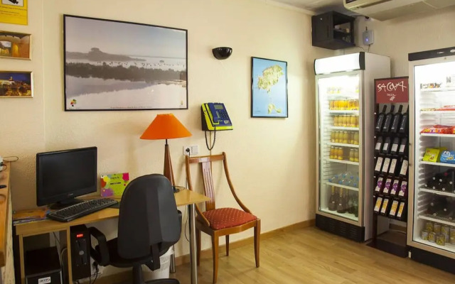 Hostal Europa Punico
