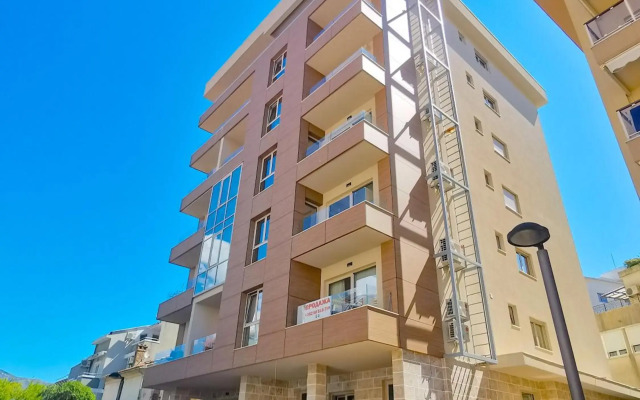 Apartments LORA Zmajeva, 7