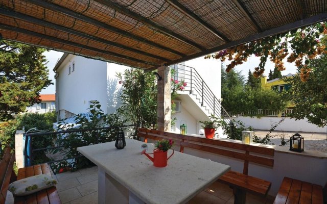 Amazing Home in Stari Grad With Wifi and 1 Bedrooms