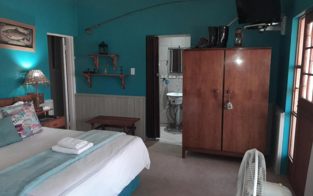 Longtom Farm Guesthouse