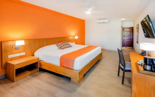 Coral Costa Caribe Beach Resort - All Inclusive