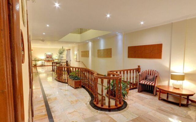 Sovereign Hotel