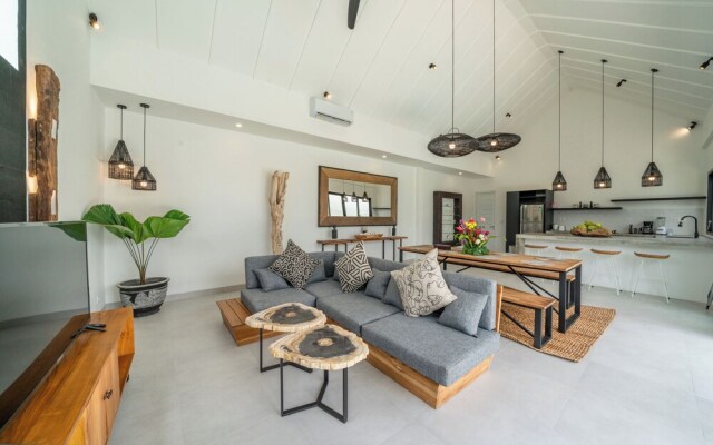 Villa Isyan - 3BR Villa in Canggu