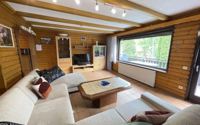 Am Hohen Bogen 12001