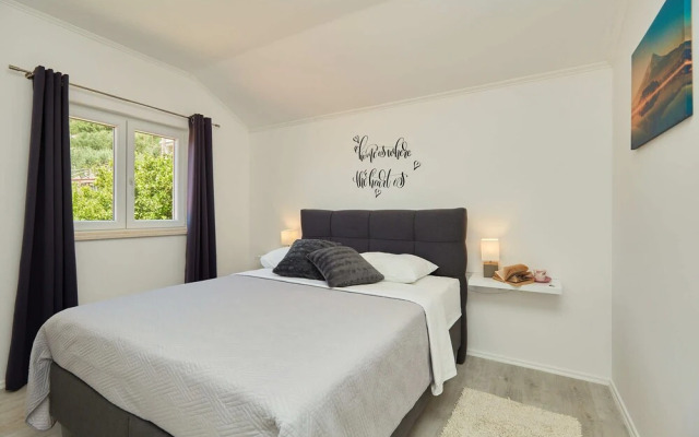 Summer Chill Apartment 3