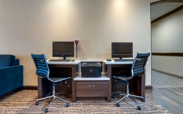 Comfort Suites Alexandria North