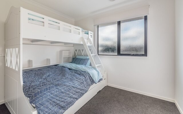 Winona ON Williams - PET Friendly - Free Wifi