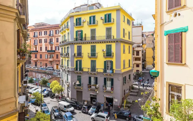 Rettifilo Family Apartment