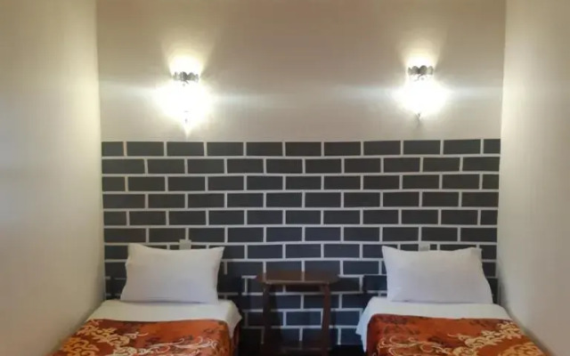 Hiking Nomads Hostel