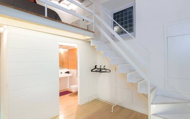 Holidays Teatro Pace