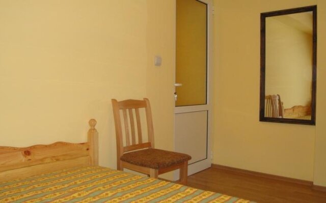 ≋ Boutique Gardens ≋ Private Family House