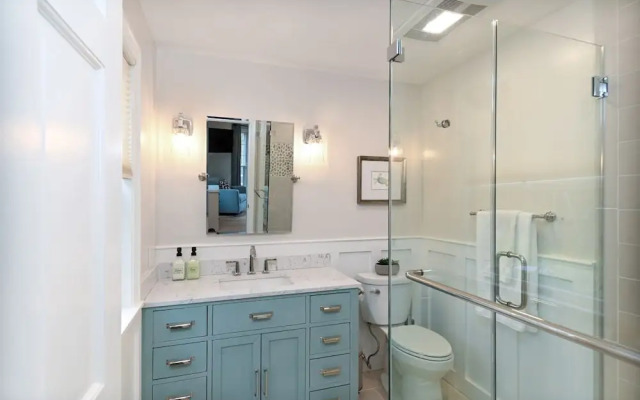 Harbor View + Playhouse - Close to Harbor, York River