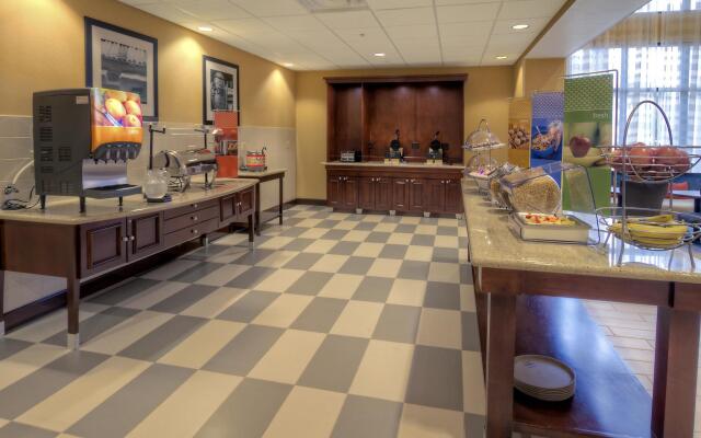 Hampton Inn & Suites Fort Myers-Estero/FGCU