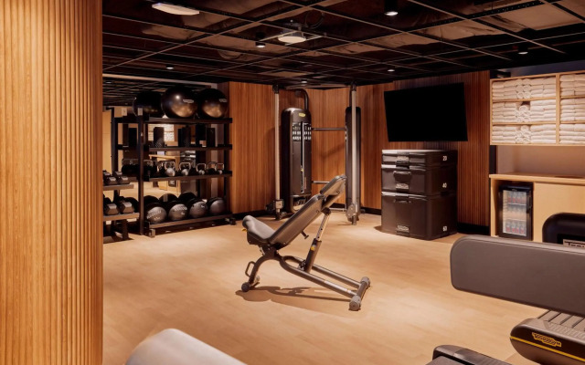 The Godfrey Detroit, Curio Collection By Hilton