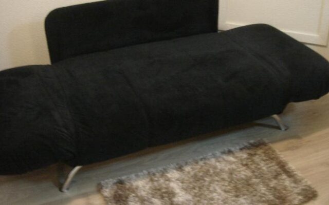 Wall Street Flat Service