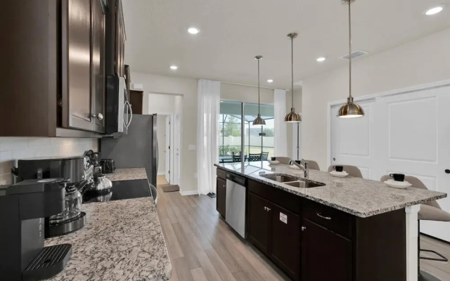 3301 Lilac way