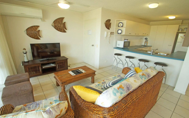Surf Club Apartments