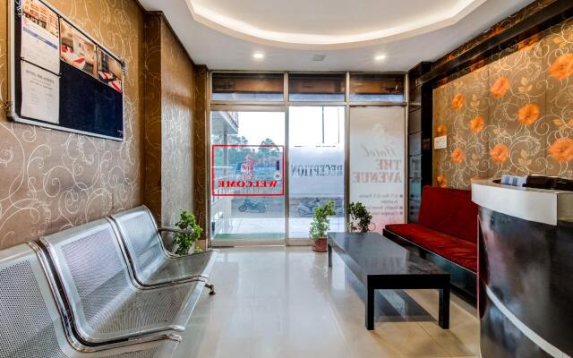 OYO Flagship 14008 Hotel The Avenue