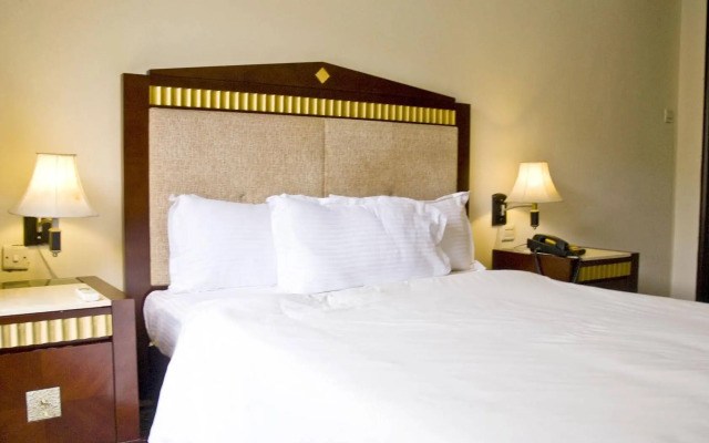 Mirage Royale Hotel