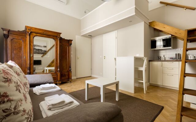 Lisianthus Apartments