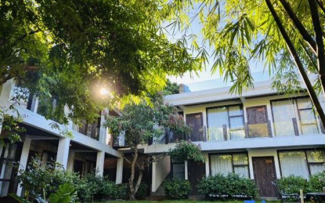 Puyu Guanji Hotel