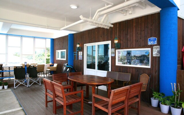 Blue Sea Guesthouse - Hostel