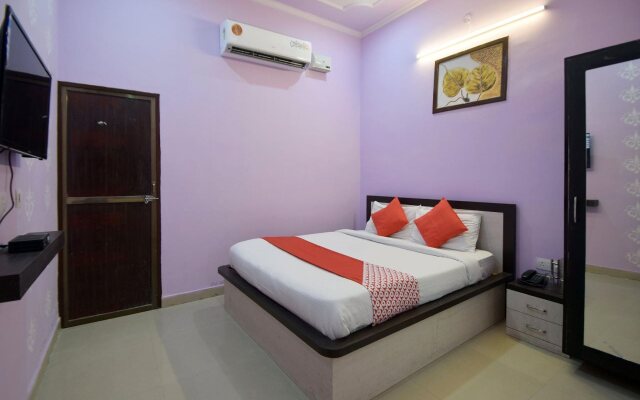 Royal Castillo By OYO Rooms