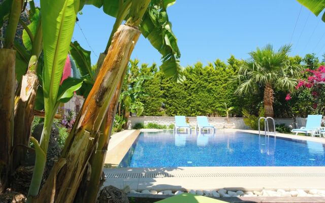 Lavinia Garden Alaçatı