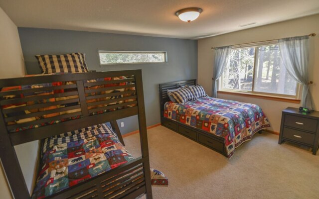 Kantor's Hideout by Tahoe Mountain Properties