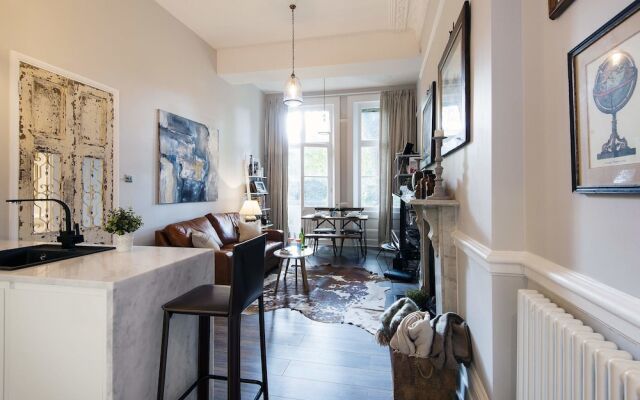 The Warwick Road Residence - IRV