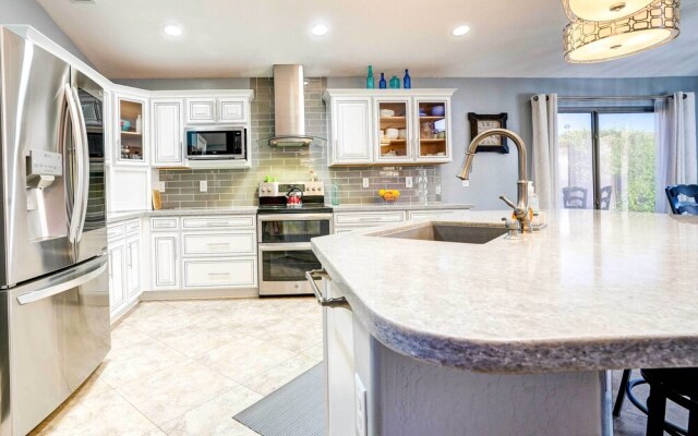 Spacious Arizona Getaway w/ Pool, Pets Welcome!