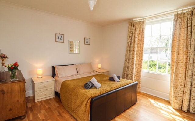 Reighton House