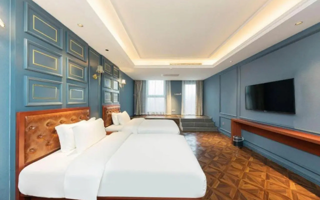 Yiting Zhenshe Hotel (Beijing Qianmen Pedestrian Street)