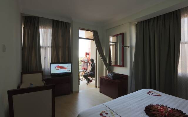 Rahnile Hotel