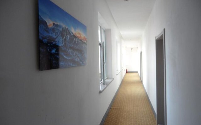 Changbai Mountain Kaiyuan Holiday Hotel