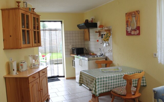 Countryside Bungalow in Pepelow With Lovely Garden