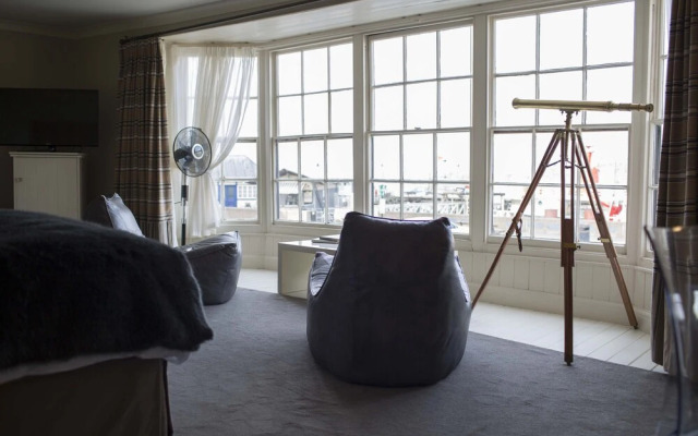 The Pier Hotel