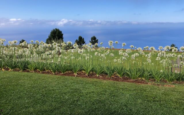 Quinta Inácia by Our Madeira