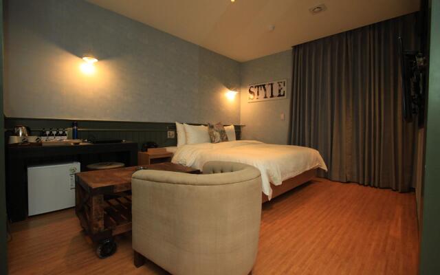 Hound Hotel Changwon Terminal