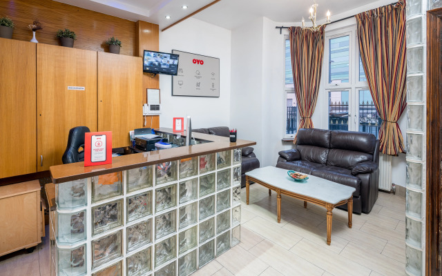 OYO Abbey Hotel, London Shepherd's Bush Market