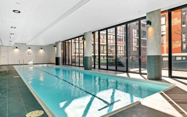 Large 2BR+Comfy+Parking Included