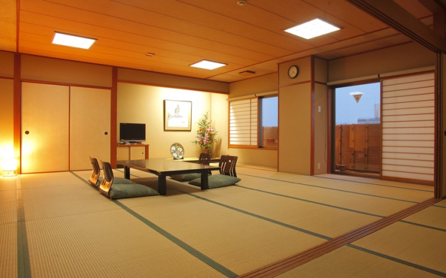 Kaike Kikunoya