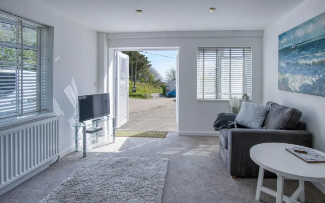Sea Breeze Apt 1 - 1 Bedroom - Horton Beach