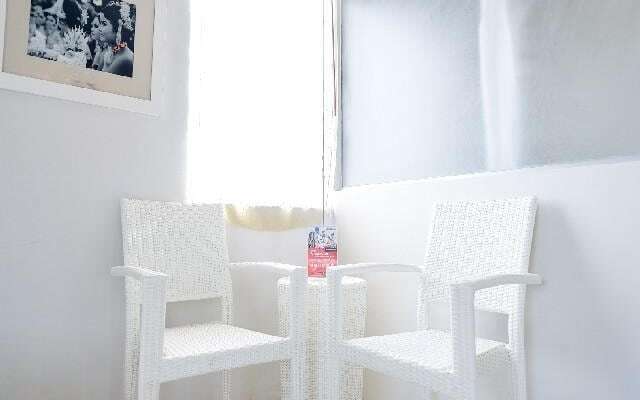 RedDoorz Plus @ Sunrise Hotel Sanur