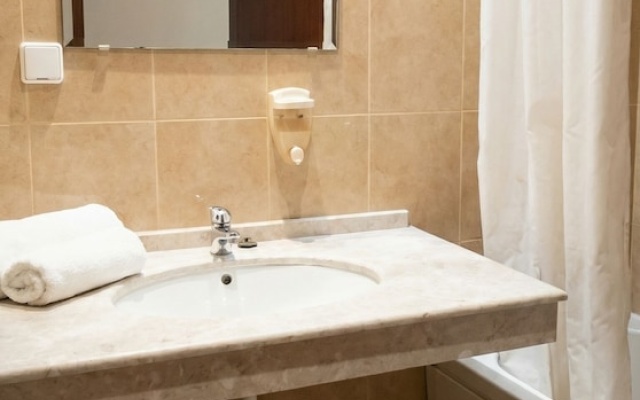 Mountain Paradise 2 - Cosy Mountain View Apartment - 200mbps Wifi