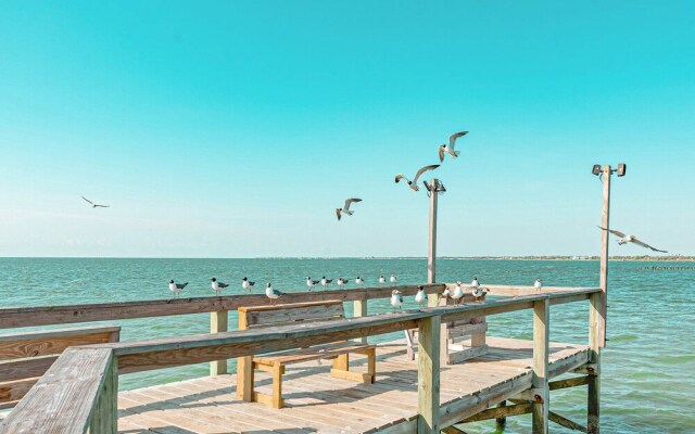 Kontiki Bayfront Condos