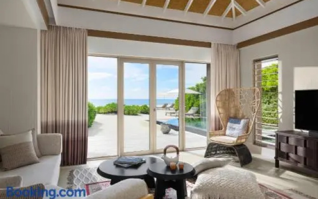 InterContinental Maldives Maamunagau Resort by IHG