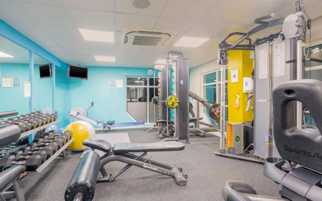 Cedar Court Huddersfield